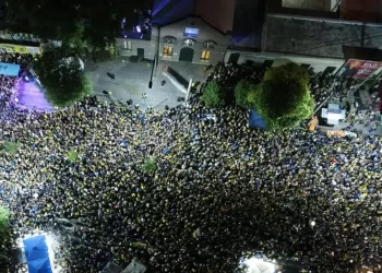 El campeón recibió su cumpleaños a pura fiesta