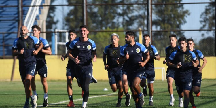 Russo dio los convocados para los amistosos en Uruguay