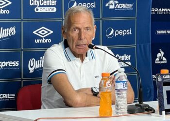 «Habrá que superarnos como lo hicimos siempre»