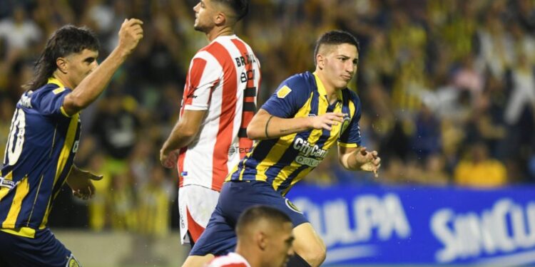 Central volvió al triunfo y estiró el invicto como local