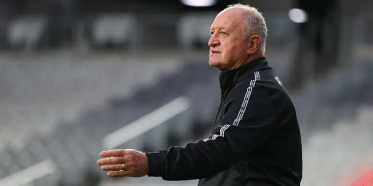 A días del debut en la Libertadores, Atlético Mineiro echó a su entrenador