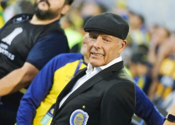 Miguel Ángel Russo fue declarado como deportista distinguido de la ciudad