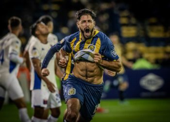 En el día de la vuelta de Marco Ruben, Central recibe a Lanús buscando escalar posiciones