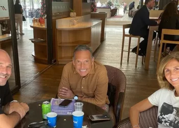 Cumbre por el mercado de pases