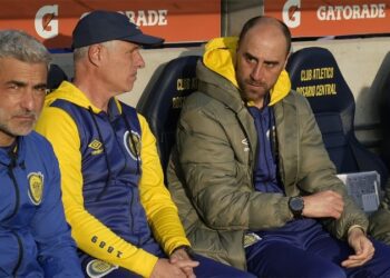 «Me enseñaron que los clásicos se juegan para ganarlos»