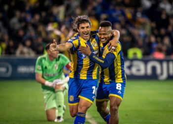 ¿Cuáles son los 10 clubes de la Liga Profesional a los cuales Central no enfrentó en 2025?