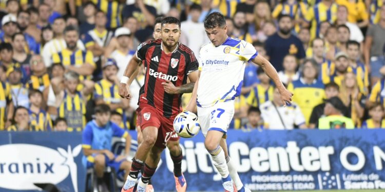 Empate justo en Arroyito: Rosario Central y River no pasaron del cero en un partido intenso