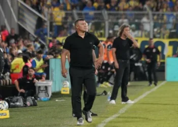 Con el ingreso de Julián Fernández: el equipo confirmado de Rosario Central vs. Talleres por la fecha 6