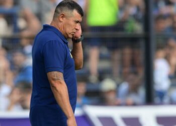 Jorge Almirón valoró el triunfo en La Plata y empezó a palpitar el clásico rosarino: «Es un partido superespecial»