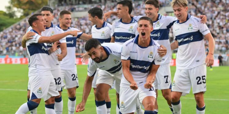 Lobo en la lupa: el presente de un Gimnasia que llega en alza