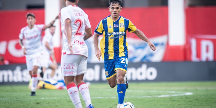 Central fue creciendo en el partido ante Argentinos y se trajo un puntazo de La Paternal