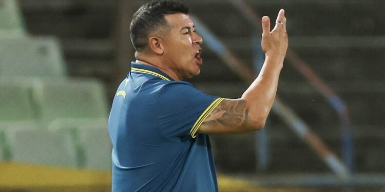 Almirón contento por el triunfo de Rosario Central: «No es fácil ganar 3-0 de visitante en la Libertadores»