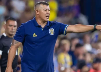 Jorge Almirón: «la victoria fue merecida, fue emocionante».