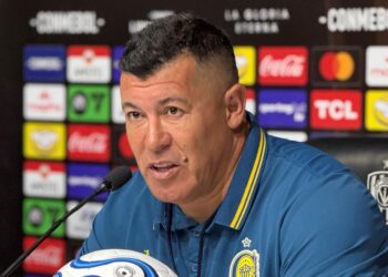 Almirón conforme: «El balance nuestro en la Libertadores es super positivo»