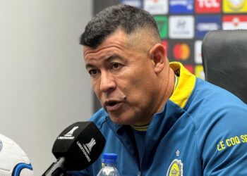 Almirón, tras la goleada a Universidad Central: «De lo mejor que vi desde que estoy en Rosario Central»