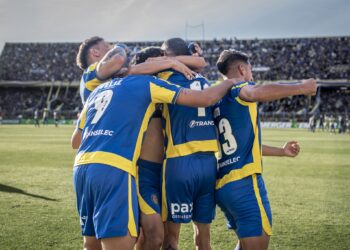 Rosario Central enfrentará a Racing en cuartos de final del Torneo Apertura: día y horario