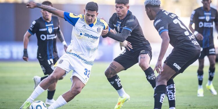 Rosario Central cayó ante Independiente del Valle en Quito: la altura fue un rival más