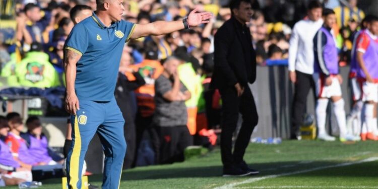 Almirón: «Hicimos un gran partido y lo ganamos por demolición»