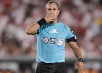 Herrera dirigirá Rosario Central vs. Racing: sus antecedentes y el equipo arbitral completo