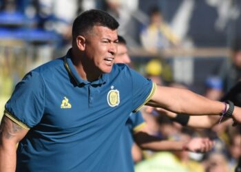 Jorge Almirón en la lupa: un ciclo entre objetivos cumplidos y dudas en el juego