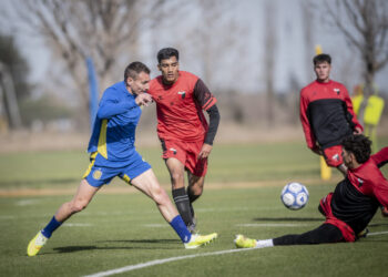 Empezó a rodar la pelota: Rosario Central se impuso ante la Reserva de Colón en Arroyo Seco en el primer amistoso