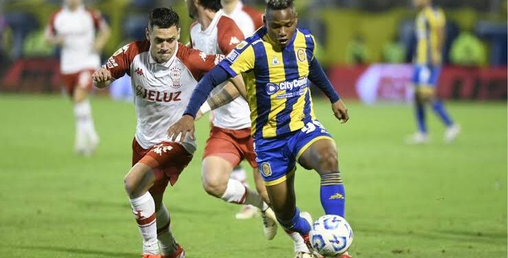 Rosario Central recibe a Huracán obligado a ganar para mantener la ilusión del bicampeonato
